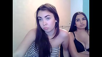 Webcam Sexy Girls - Scènes de Sexe Torrides en Direct
