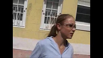 Jessica de Hambourg : Sexe en Bus - Webcam Interview