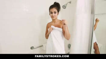 Latinas In Family: Shared Pleasures In The Shower
