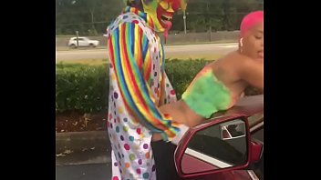 Gibby The Clown and Jasamine Banks: Sex in broad daylight