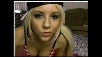 Webcam Taylor: Vidéo interdite d'une blonde sensuelle
