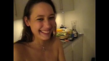 Amateur Sex Party : Découvrez Stella Cox et Lexi Dona dans des vidéos torrides