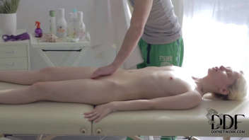 Extreme erotic massage: Mirta loves this massage!