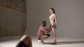 Professionnel & sensuel photoshoot : Emily & Mike, une scène torride - XXX