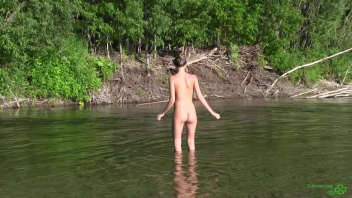 Beautiful teen bathing naked in the river - Extreme xxx