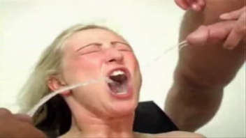 Golden shower for hungry blonde - sex