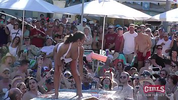 Key West: See the porn stars in a hot twerk party