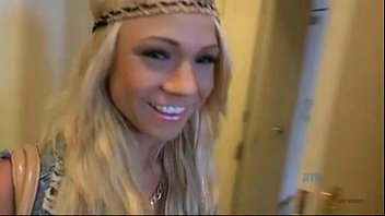Katerina Kay à Vegas : Plongez dans une vidéo porno hard et excitante