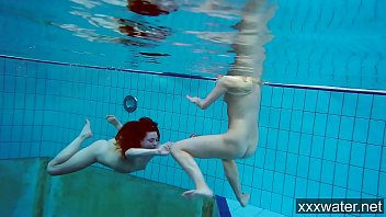 Intoxicating Russians dancing in the pool: Dive in with Katya Sinclair and her accomplices for ardent and erotic afternoons. Discover hardcore sex scenes, blondes, sex toys, cumshots and much more. The girls don't hold back and explore all facets of their sexuality. Intense and sensual moments await you in this compilation of adult videos.