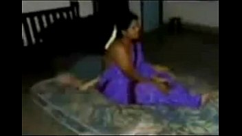 Vidéo de sexe torride avec deux Tata Telugu