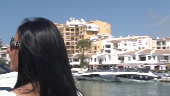 Anissa Kate : La salope française se fait baisée à Marbella
